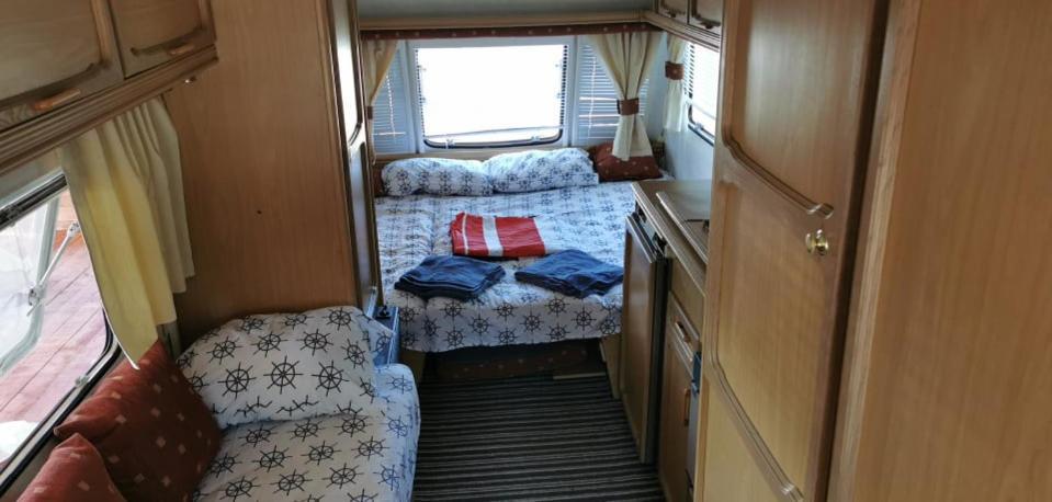 Sea Caravan On The Beach Kiten  Εξωτερικό φωτογραφία