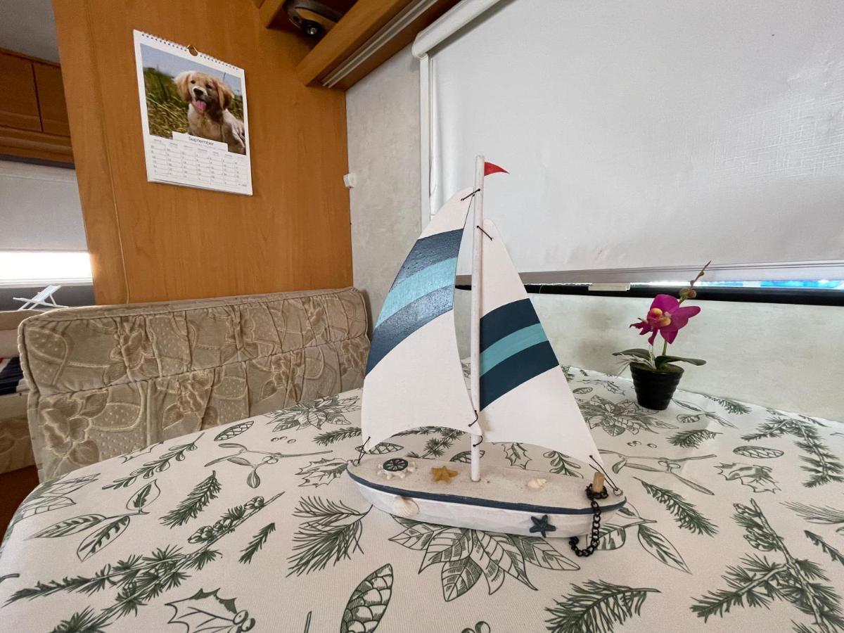 Sea Caravan On The Beach Kiten  Εξωτερικό φωτογραφία