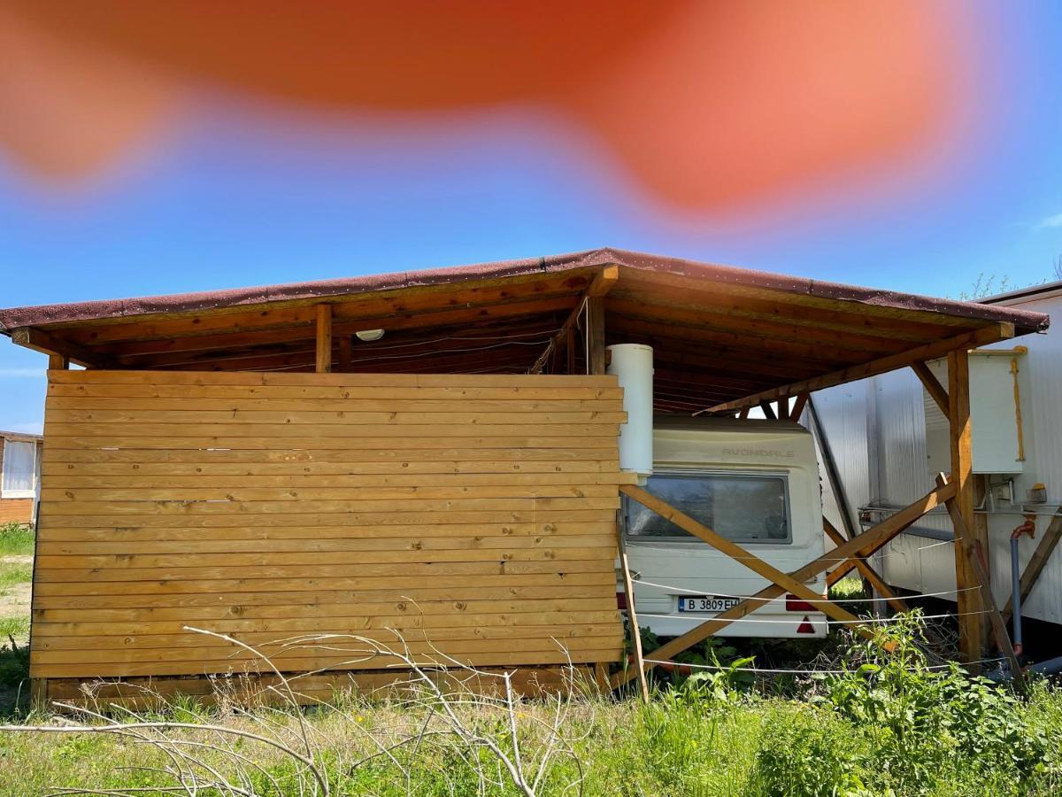 Sea Caravan On The Beach Kiten  Εξωτερικό φωτογραφία