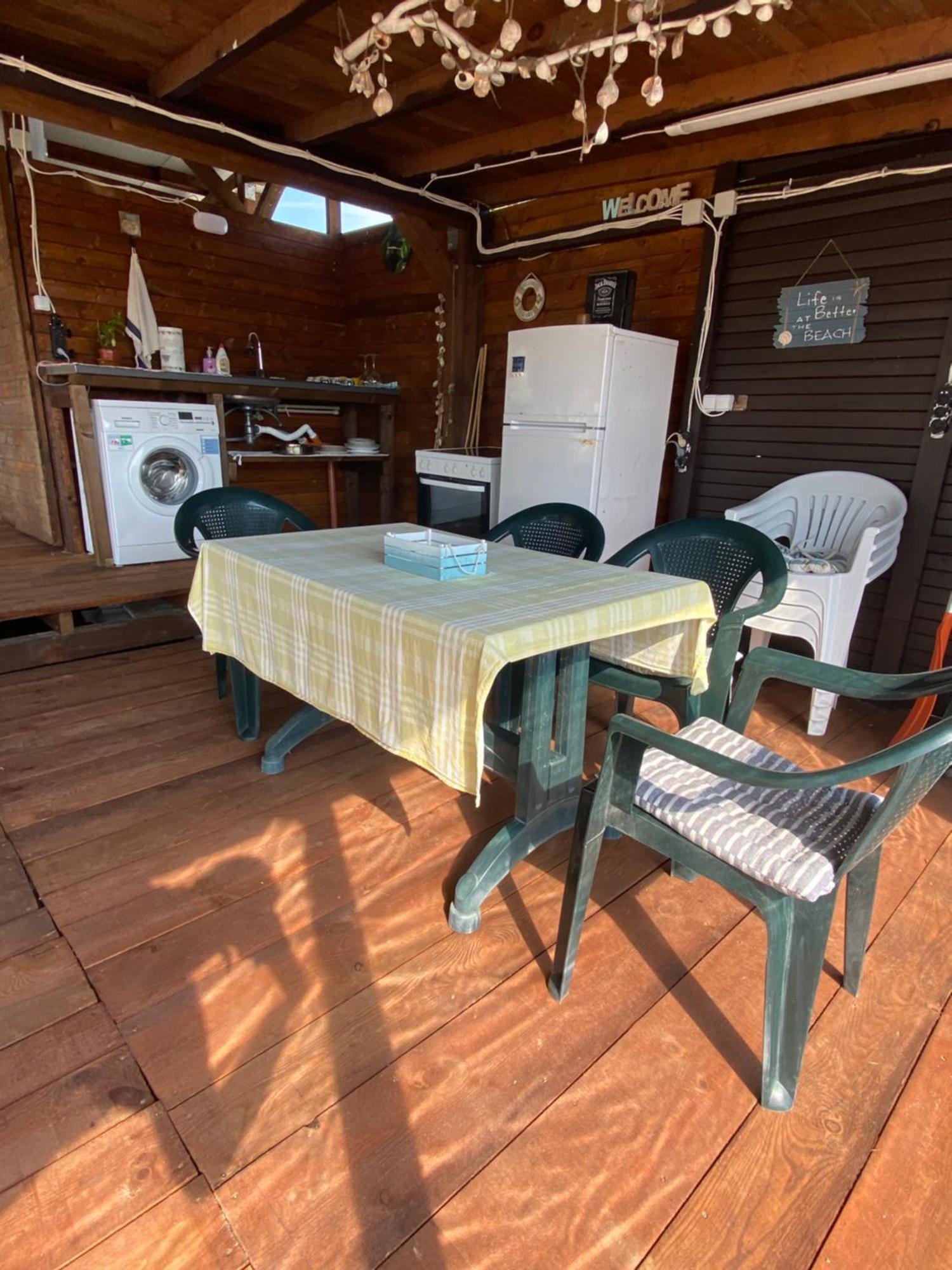 Sea Caravan On The Beach Kiten  Εξωτερικό φωτογραφία