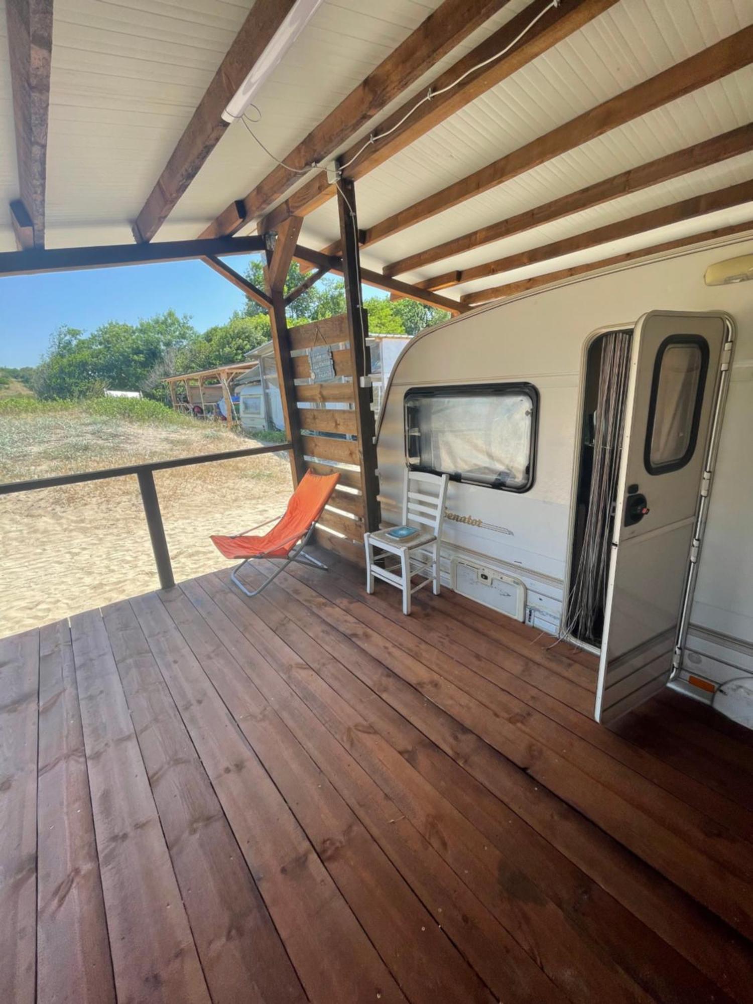 Sea Caravan On The Beach Kiten  Εξωτερικό φωτογραφία