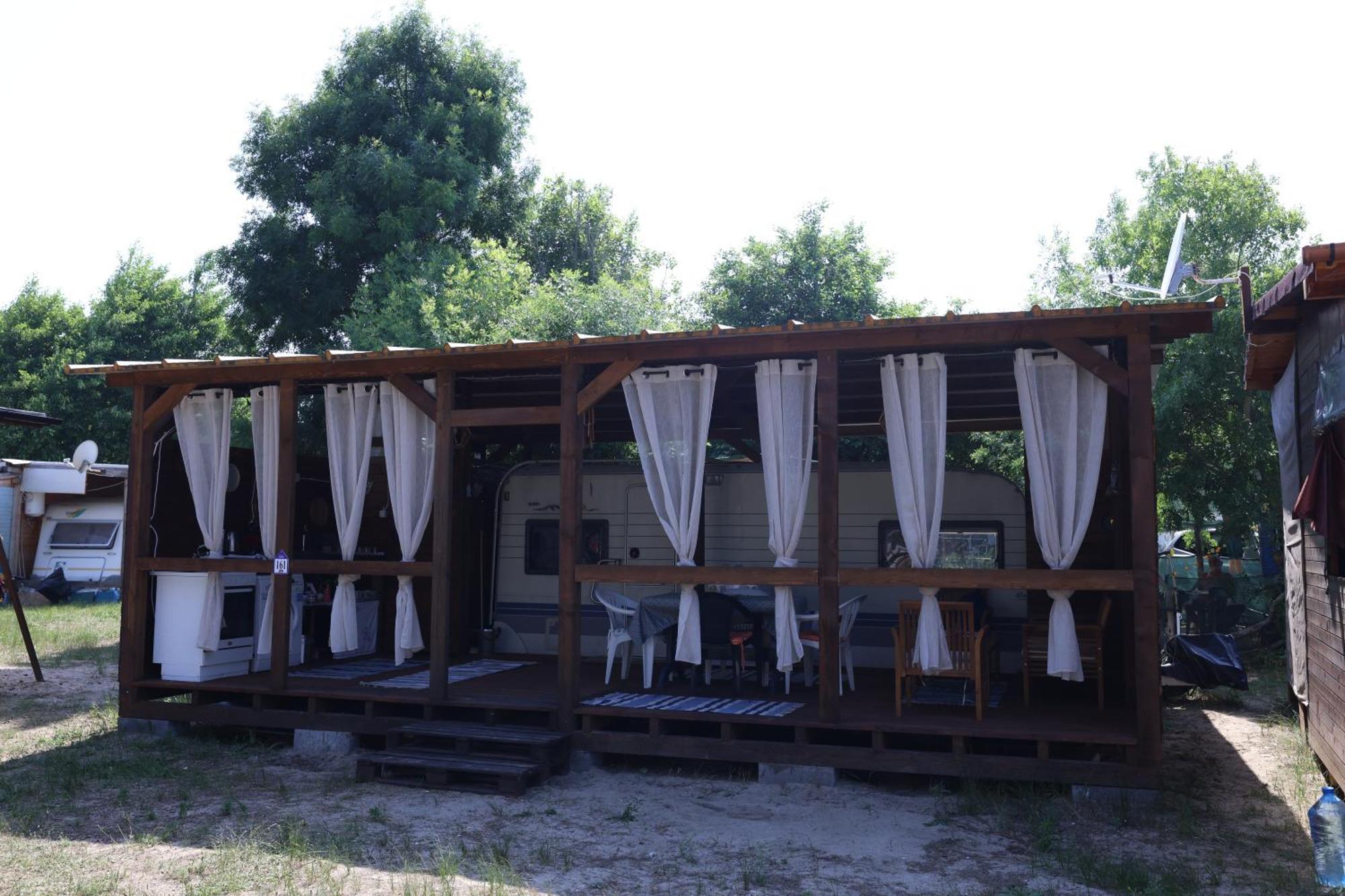 Sea Caravan On The Beach Kiten  Εξωτερικό φωτογραφία